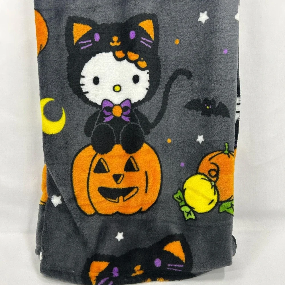 Hello Kitty Halloween Black Cat Jack-O'-Lantern Soft Plush Throw Blanket